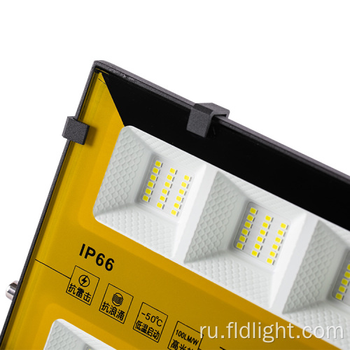 Светодиодный прожектор с высоким световым потоком и длительным сроком службы
